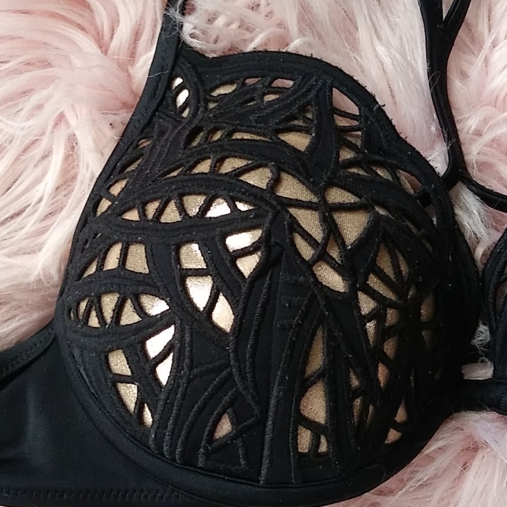 Shade & Shore bikini top - Picture 2 of 11